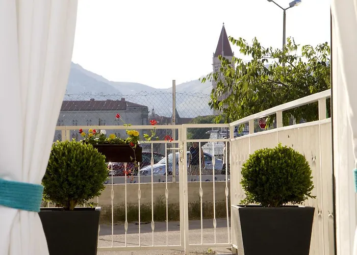 Malo Apartament